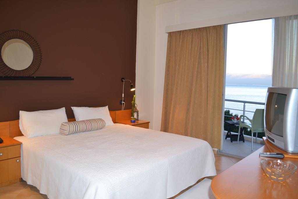 Hotel Seaside Saranda Extérieur photo